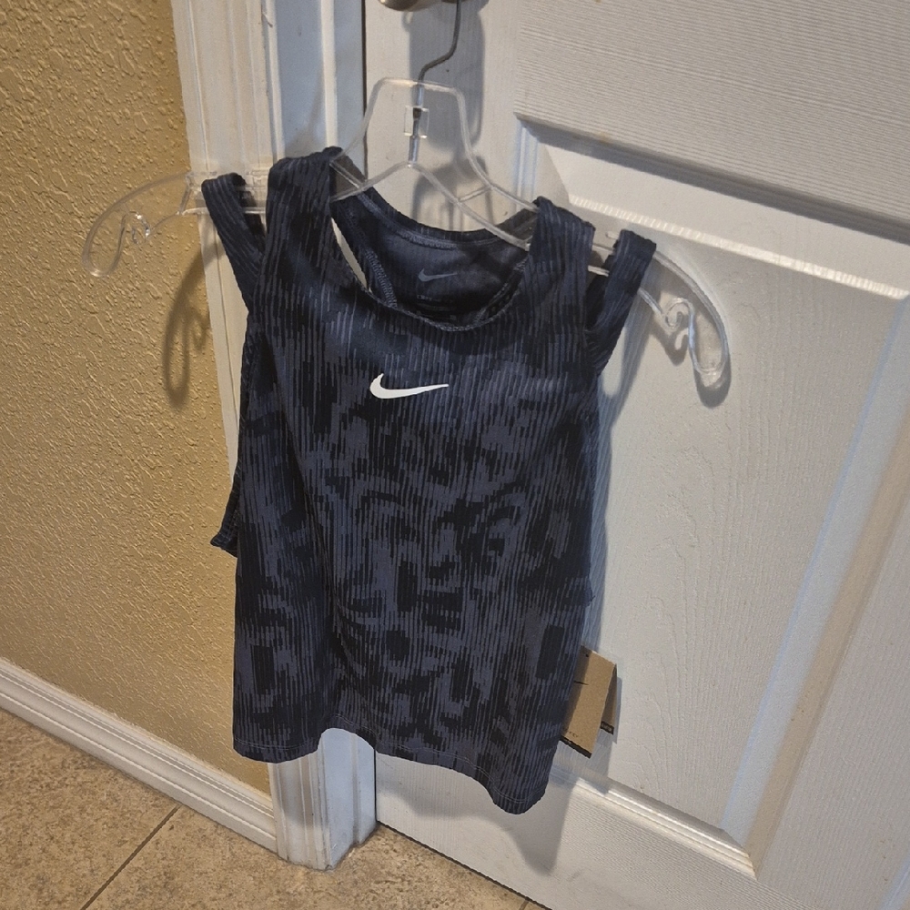 Nike Dark Patterned Dri-fit Active Wear